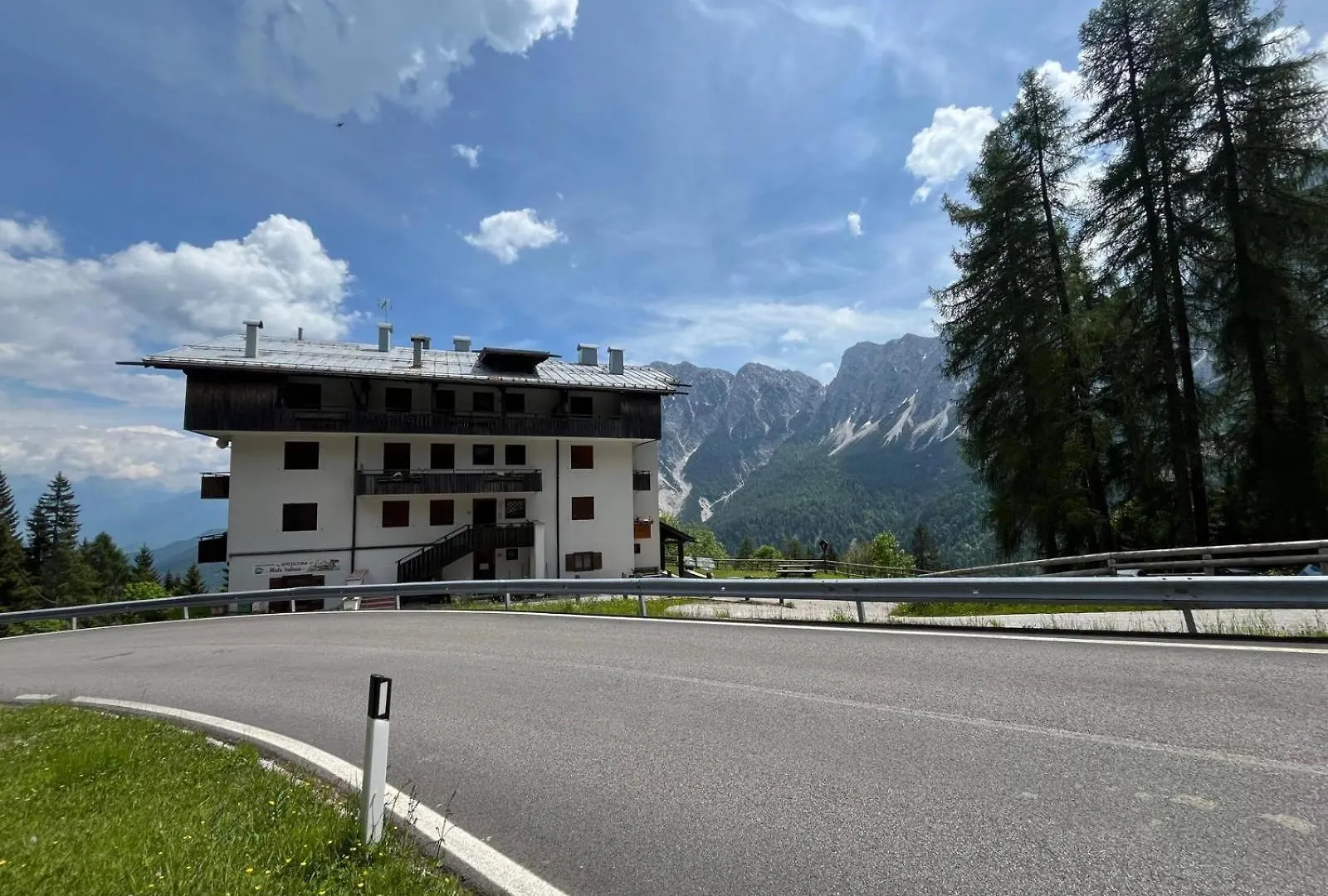 Dafne Dolomites Apartment Cibiana 0*,