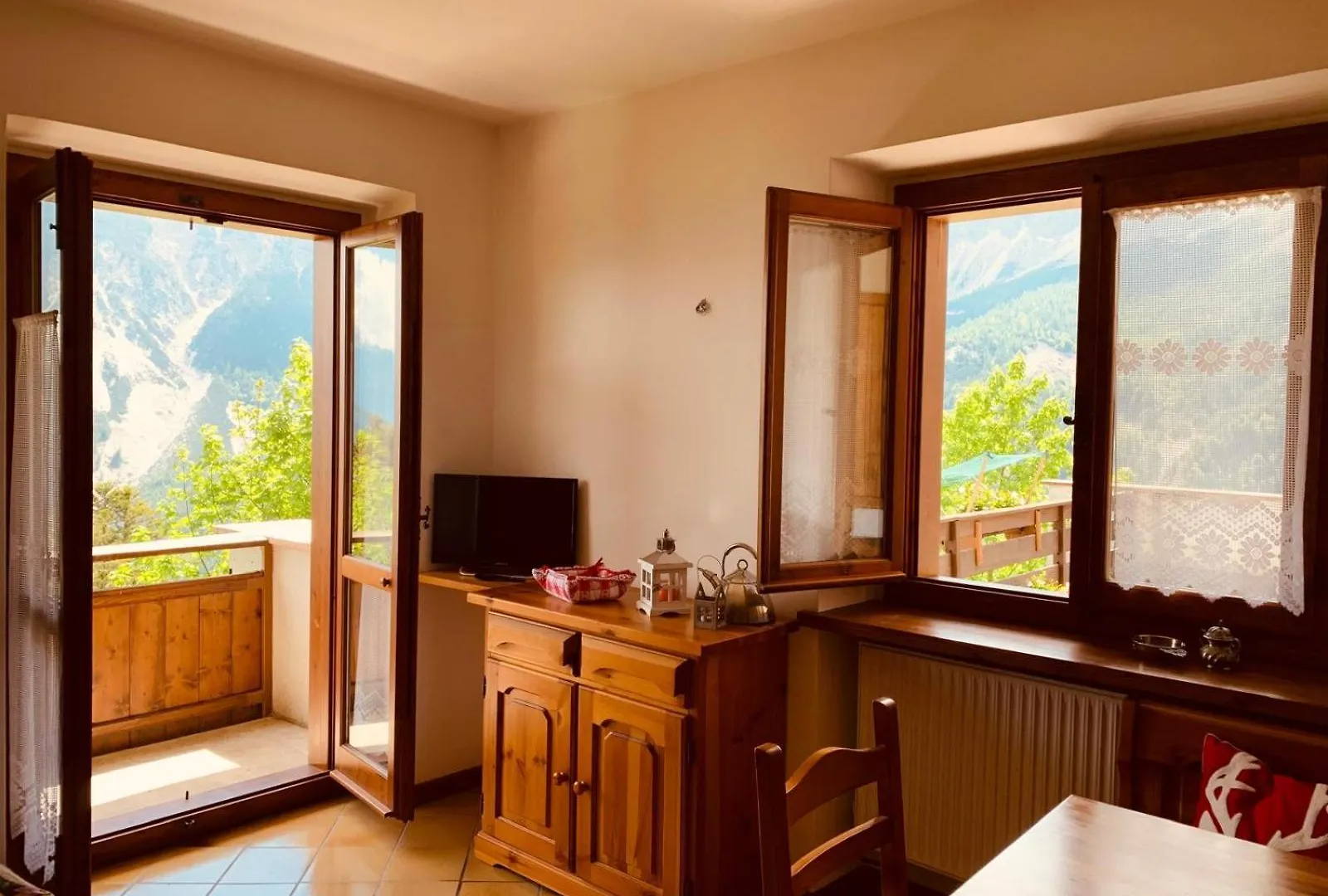 Dafne Dolomites Apartment Cibiana